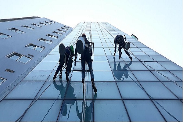 vệ sinh công nghiệp sao việt