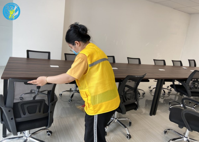 Dịch vụ dọn vệ sinh văn phòng (6) Dịch vụ dọn vệ sinh văn phòng (6)