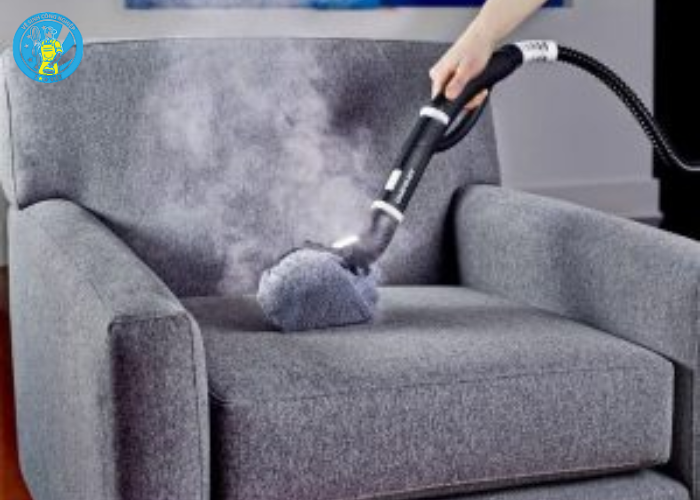 Xử lý vết bẩn trên ghế sofa (6)