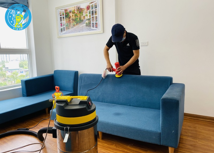 Giặt ghế sofa khách sạn (1)