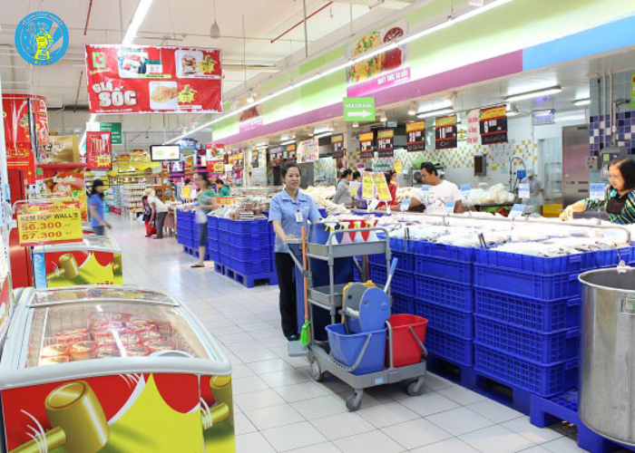 Vệ sinh công nghiệp cho siêu thị (5)