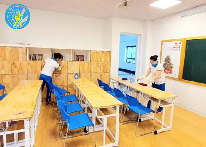 Vệ sinh công nghiệp cho trường học (5)