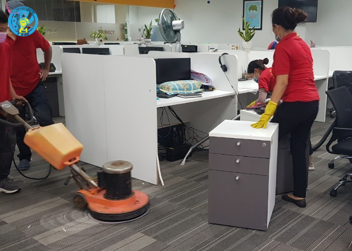 Vệ sinh công nghiệp cho văn phòng (1)