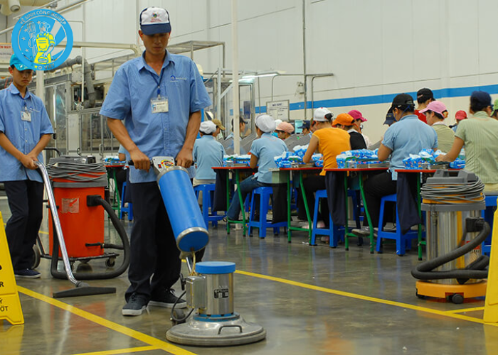 vệ sinh công nghiệp cho nhà máy (2)